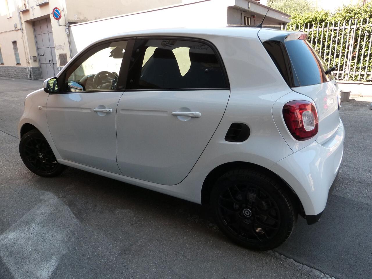 Smart ForFour 70 1.0 twinamic Passion Pack Sport