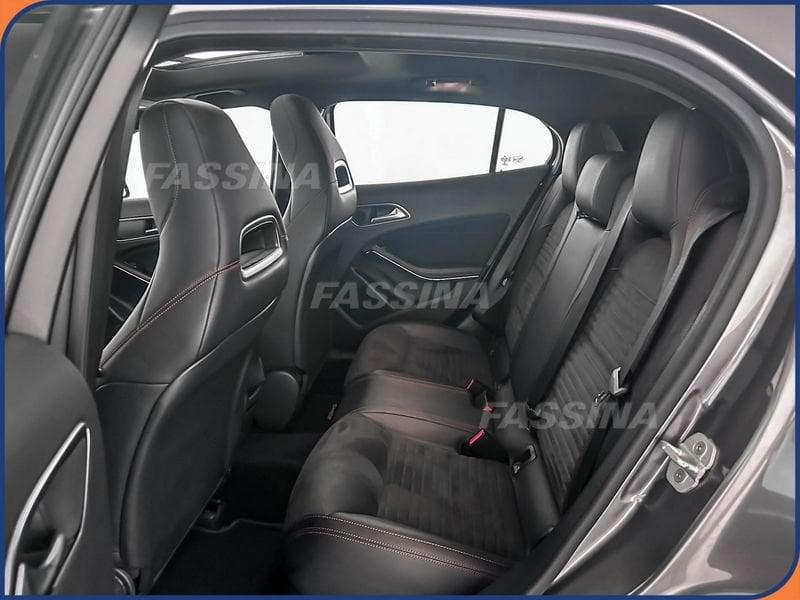 Mercedes-Benz GLA GLA 220 d Automatic 4Matic Premium