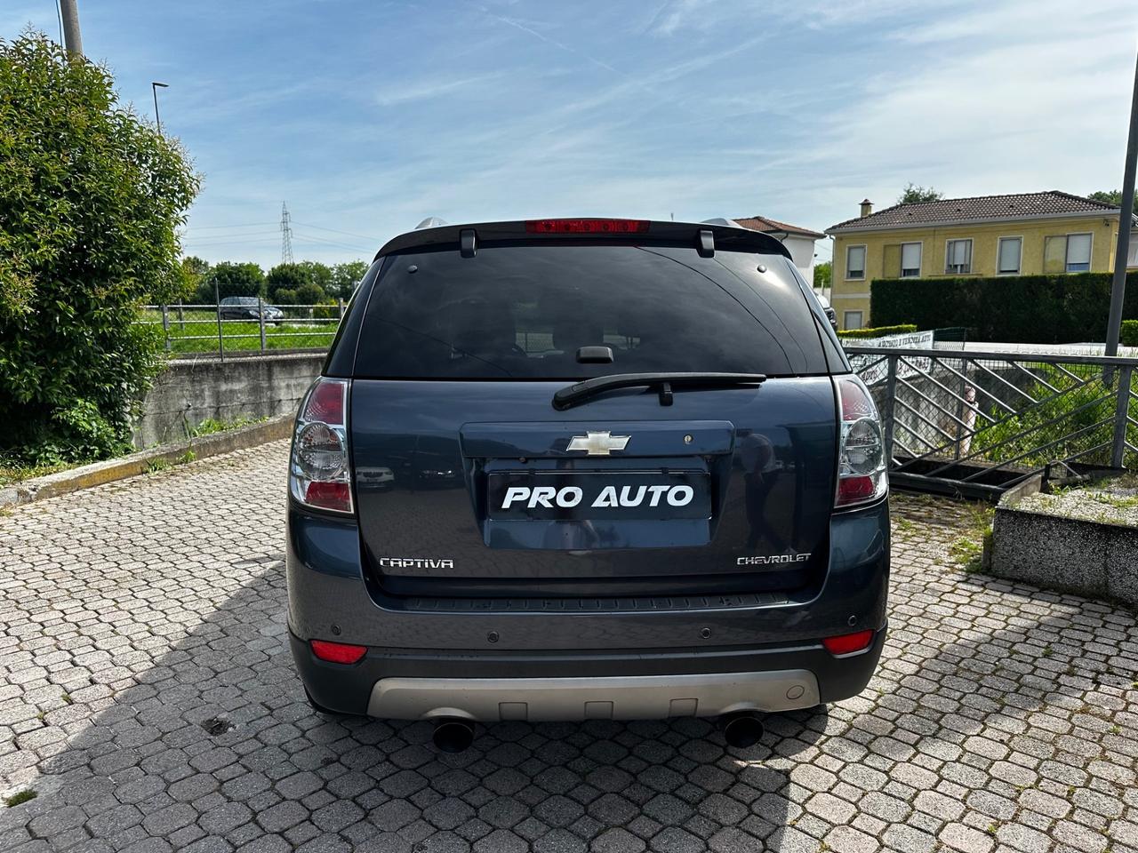 Chevrolet Captiva 2.0 VCDi 7 POSTI CAMBIO AUTOMATICO