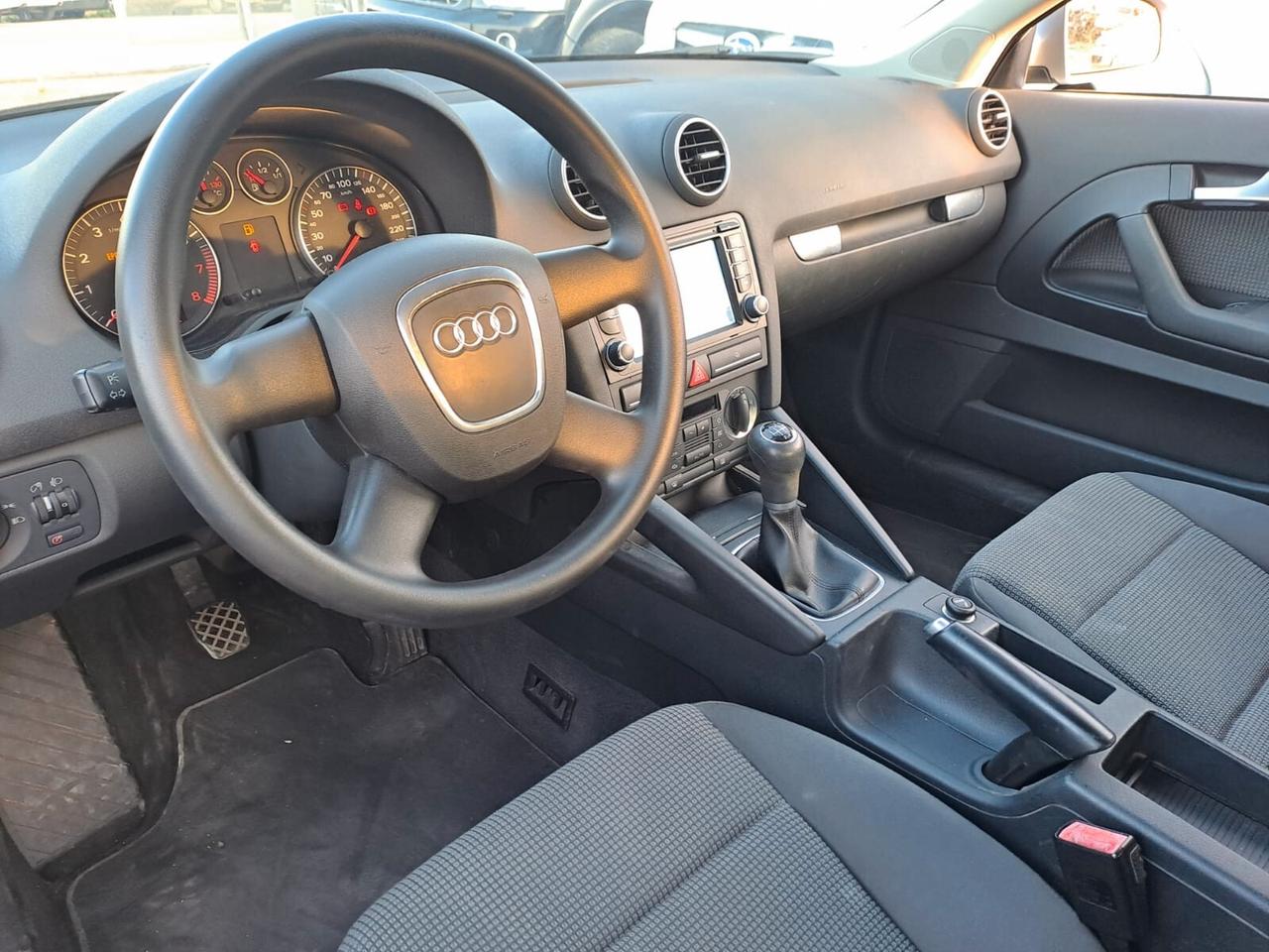 Audi A3 1.6 Benzina - 120.000km
