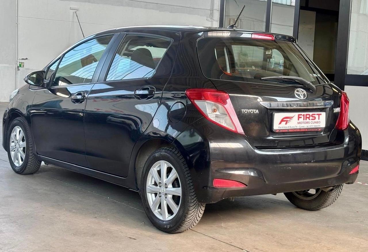 Toyota Yaris 1.4 D-4D 5 porte Lounge