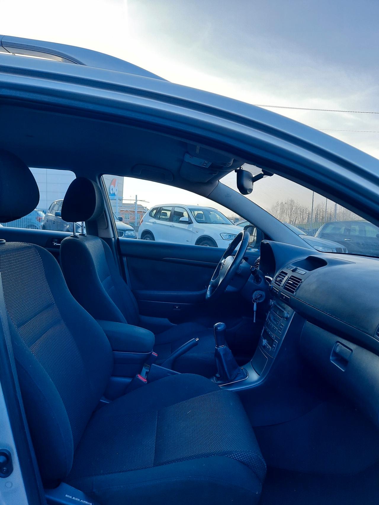 Toyota Avensis 1.8 GPL 16V Station Wagon