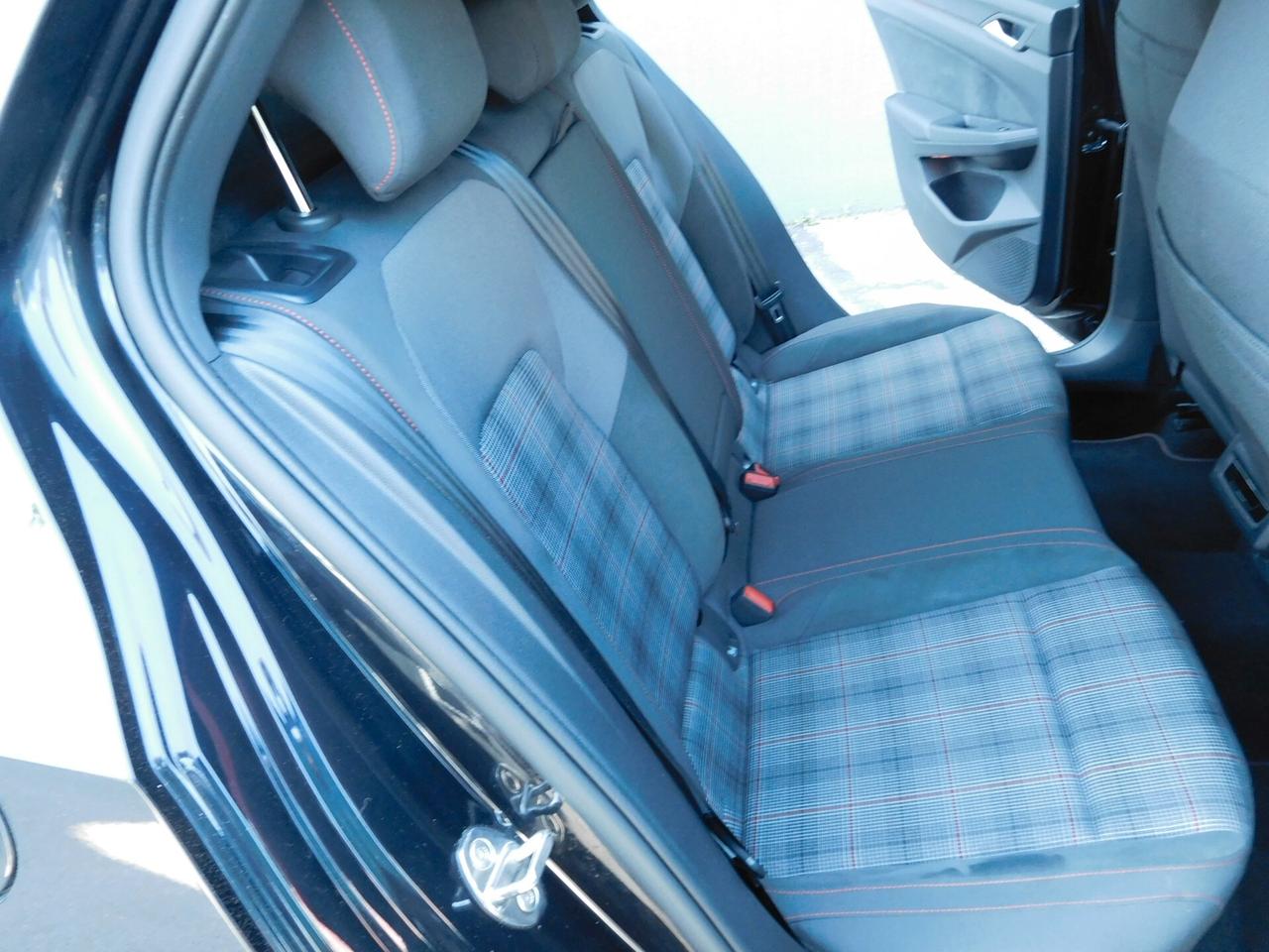 Volkswagen Golf GTI 2.0 TSI DSG 245cv