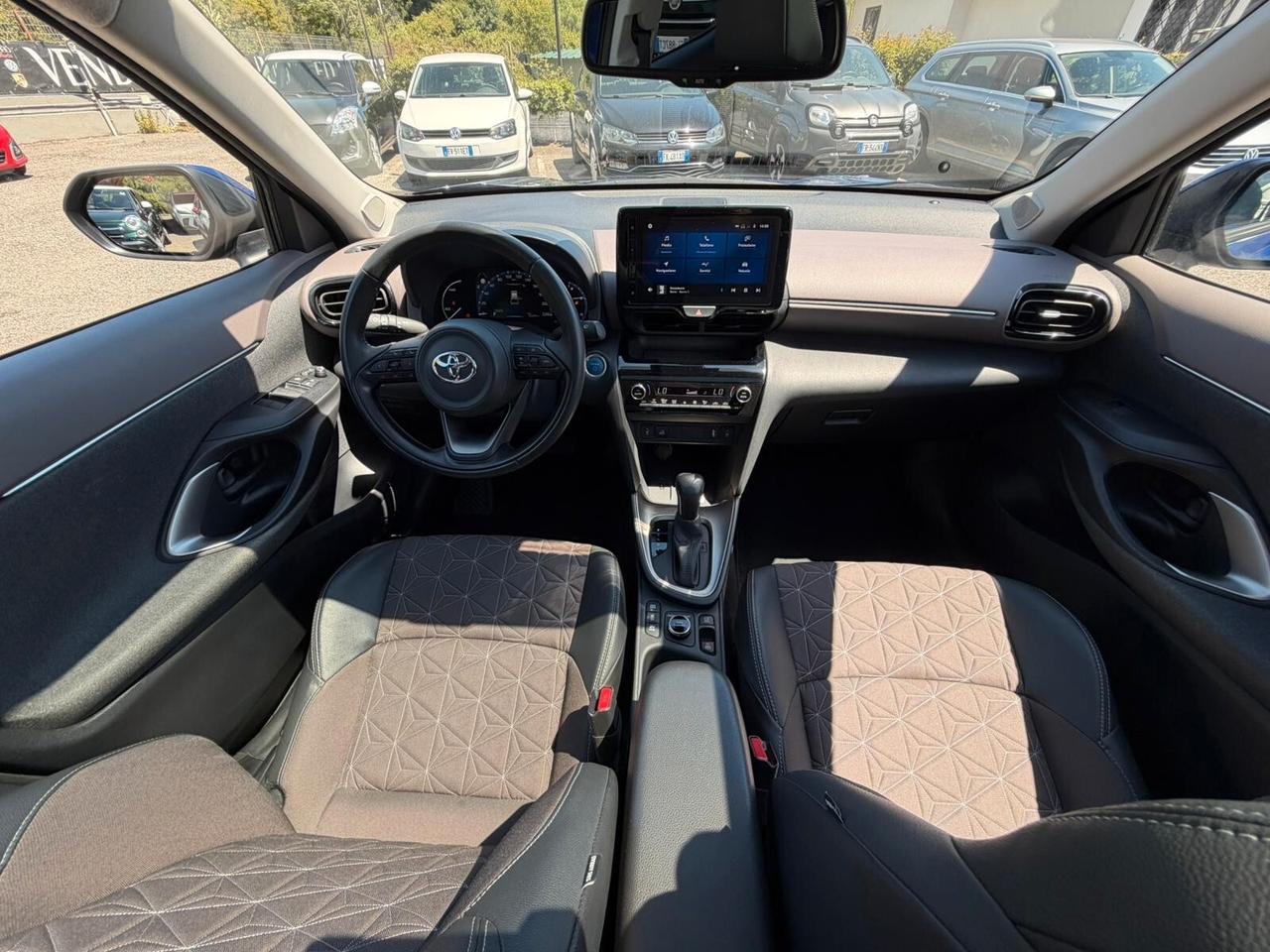 Toyota Yaris Cross 1.5 Hybrid 5p. E-CVT AWD-i Lounge