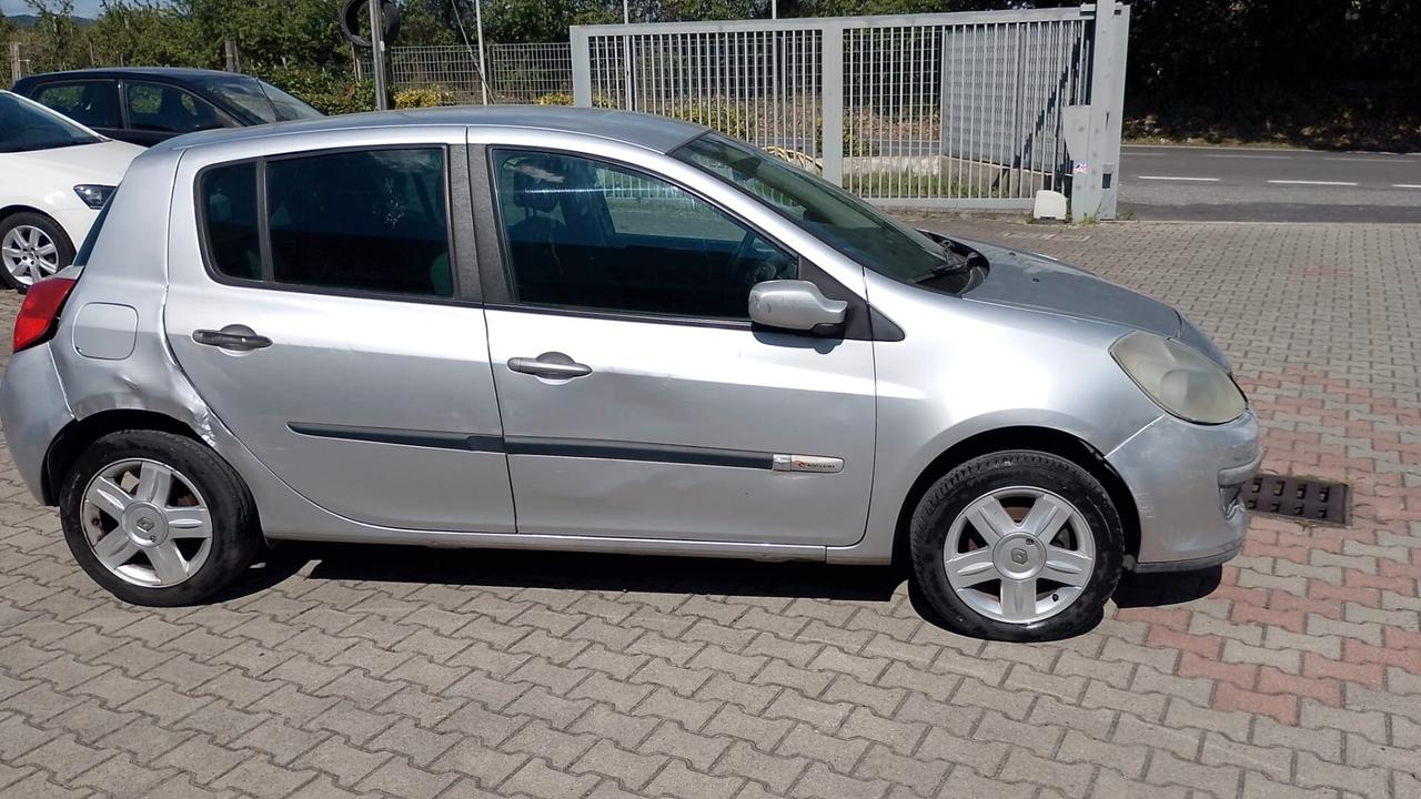 Renault Clio 1.2 16V TCE 100CV 5 porte GPL Rip Curl