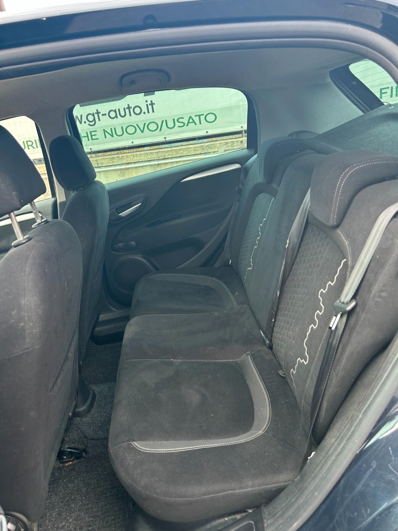 Fiat Punto 1.3 MJT II 75 CV 5P Lounge