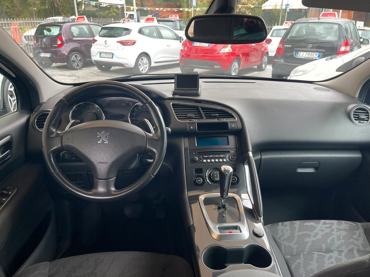 Peugeot 3008 1.6 e-HDi 112CV cambio robotizzato S.&S. Business
