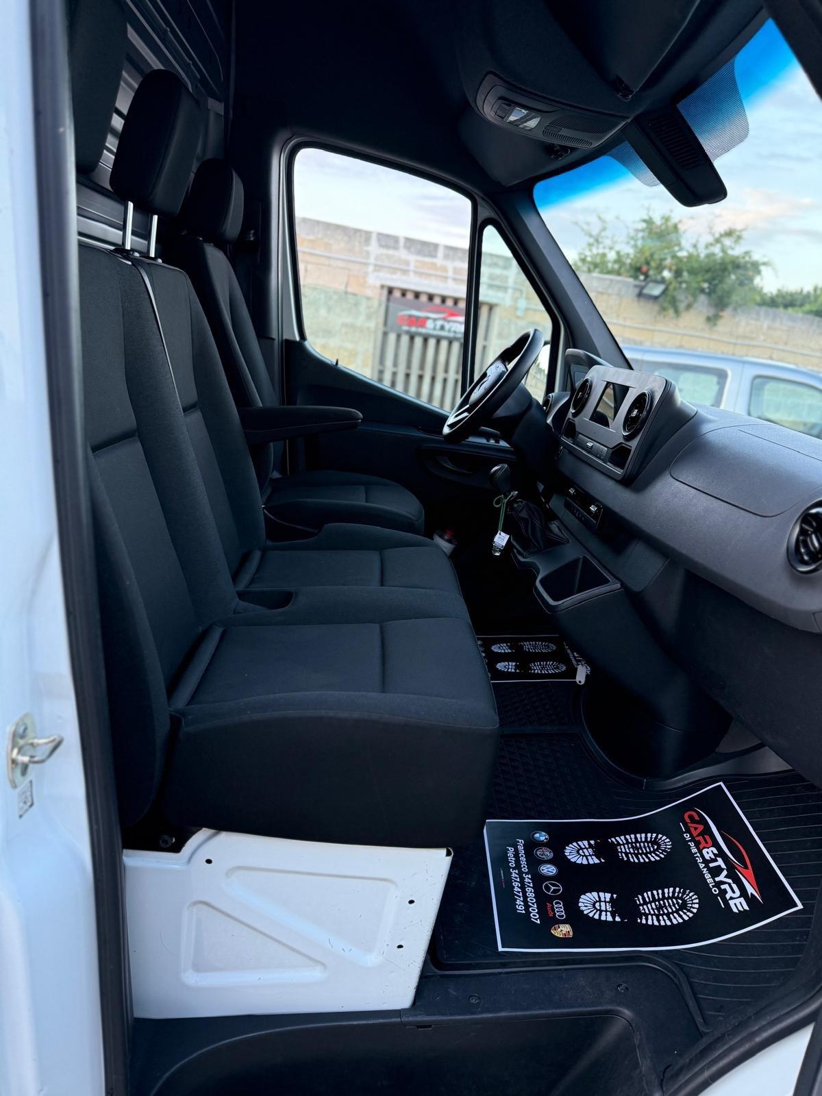 Mercedes Benz sprinter tetto alto perfetto