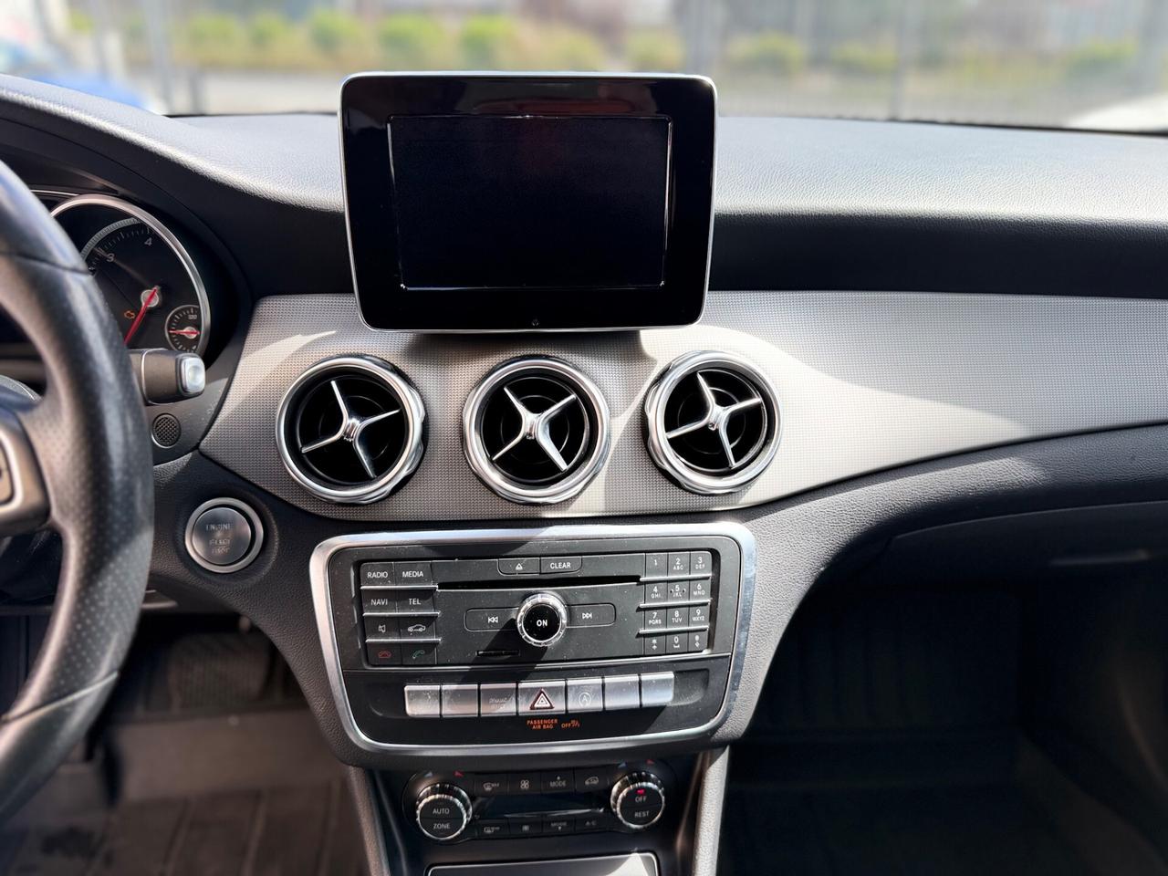 Mercedes-benz GLA 220 d Automatic PREMIUM