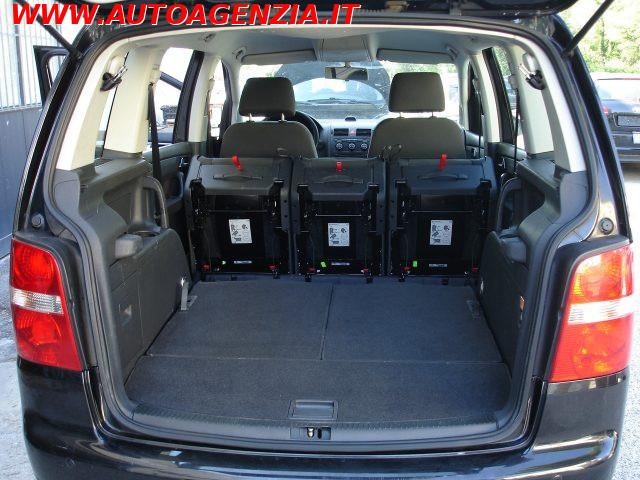 VOLKSWAGEN Touran 1.9 TDI 105CV POSTI
