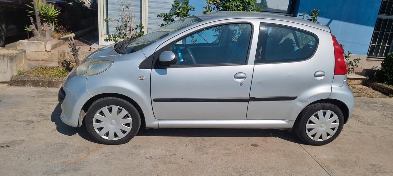 Peugeot 107 1.0 68CV 5p. Desir NEOPATENTATI
