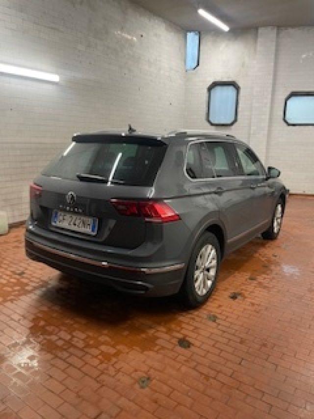 VOLKSWAGEN Tiguan 2.0 TDI 150 CV SCR DSG Life