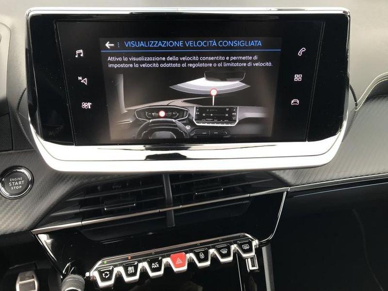 Peugeot 2008 PureTech 130 GT NAVI + CAMERA + 3D
