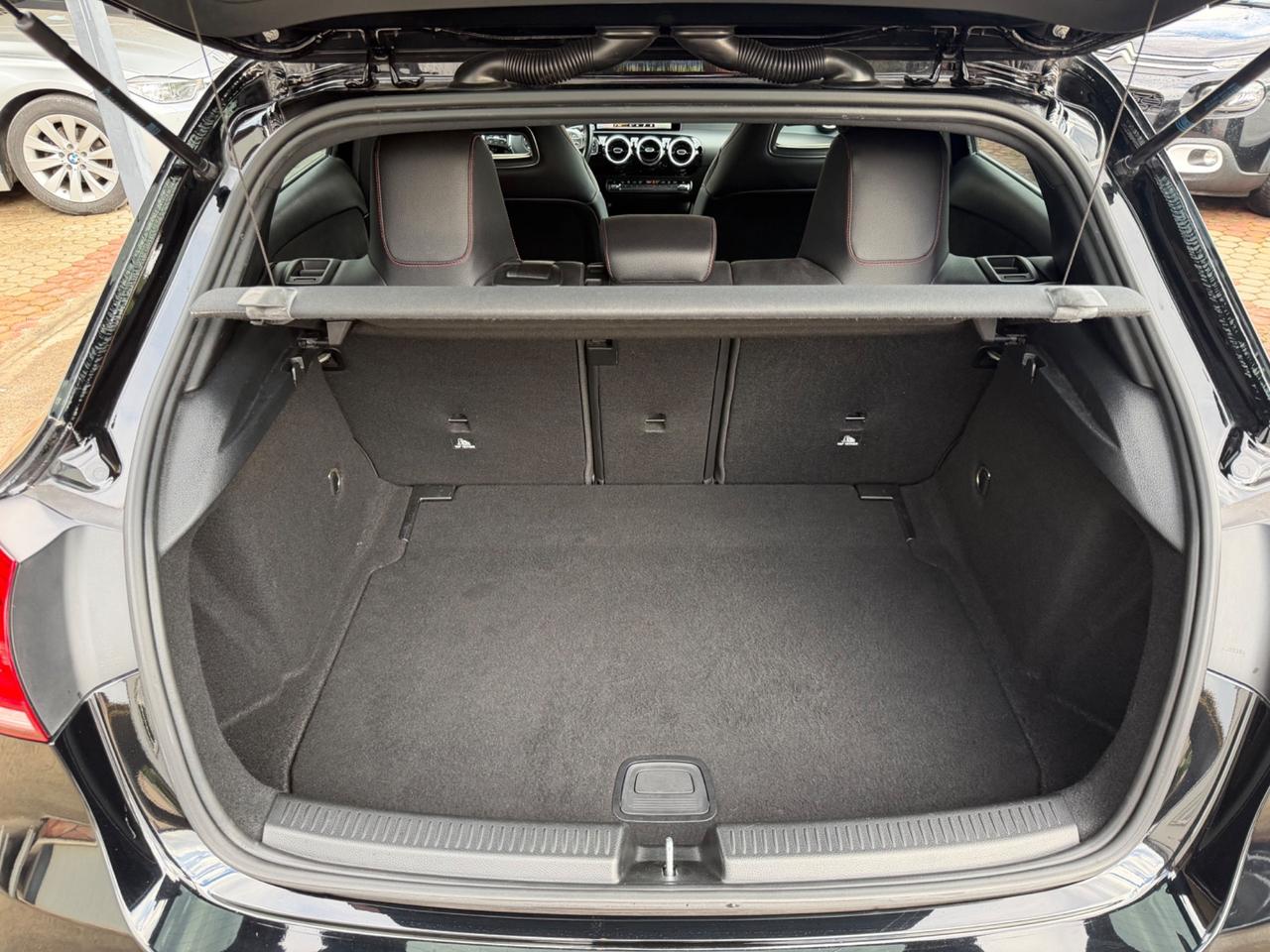 Mercedes-benz A 180 d Premium AMG Km Certificati
