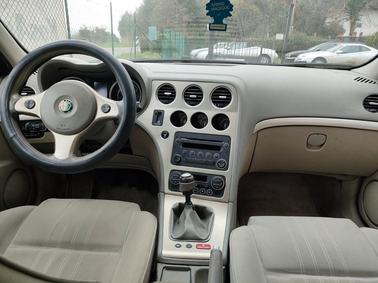 Alfa Romeo 159 1.9 JTDm 16V Sportwagon