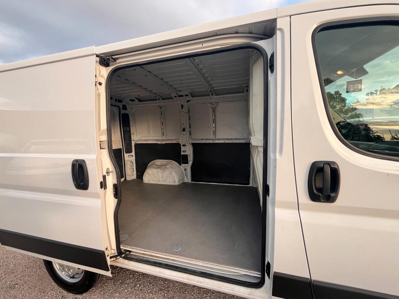 CITROËN JUMPER 28 L1H1 BlueHDi 120 CV - FURGONE