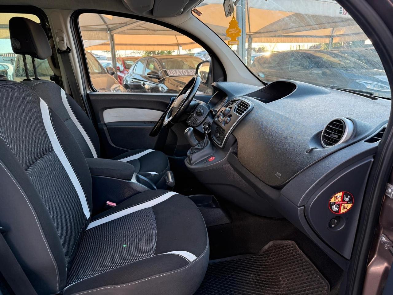 Renault Kangoo 1.5 dCi 110CV 5 porte Stop & Start Life