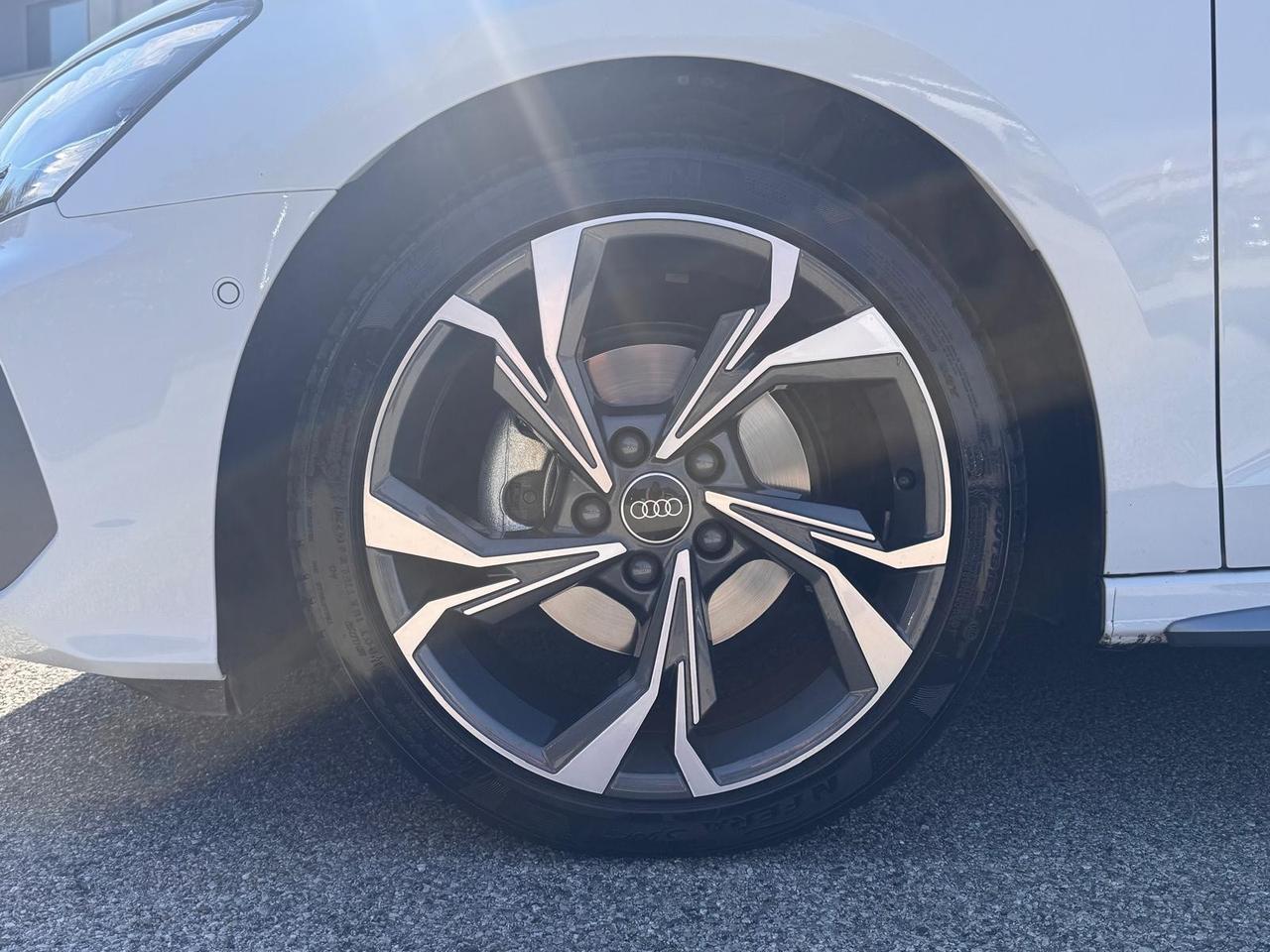 AUDI A3 SPORTBACK 35 TDI S-TRONIC S-LINE