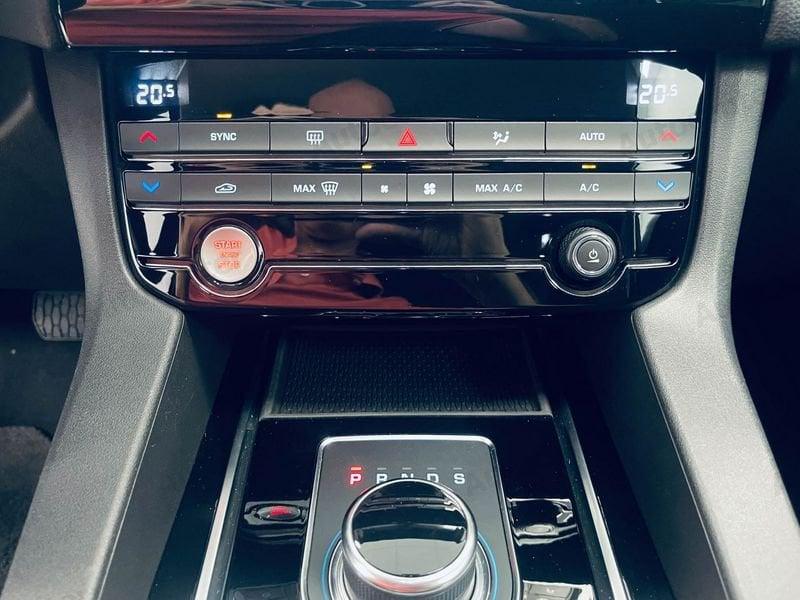Jaguar F-Pace F-Pace 2.0d i4 Pure 180cv auto