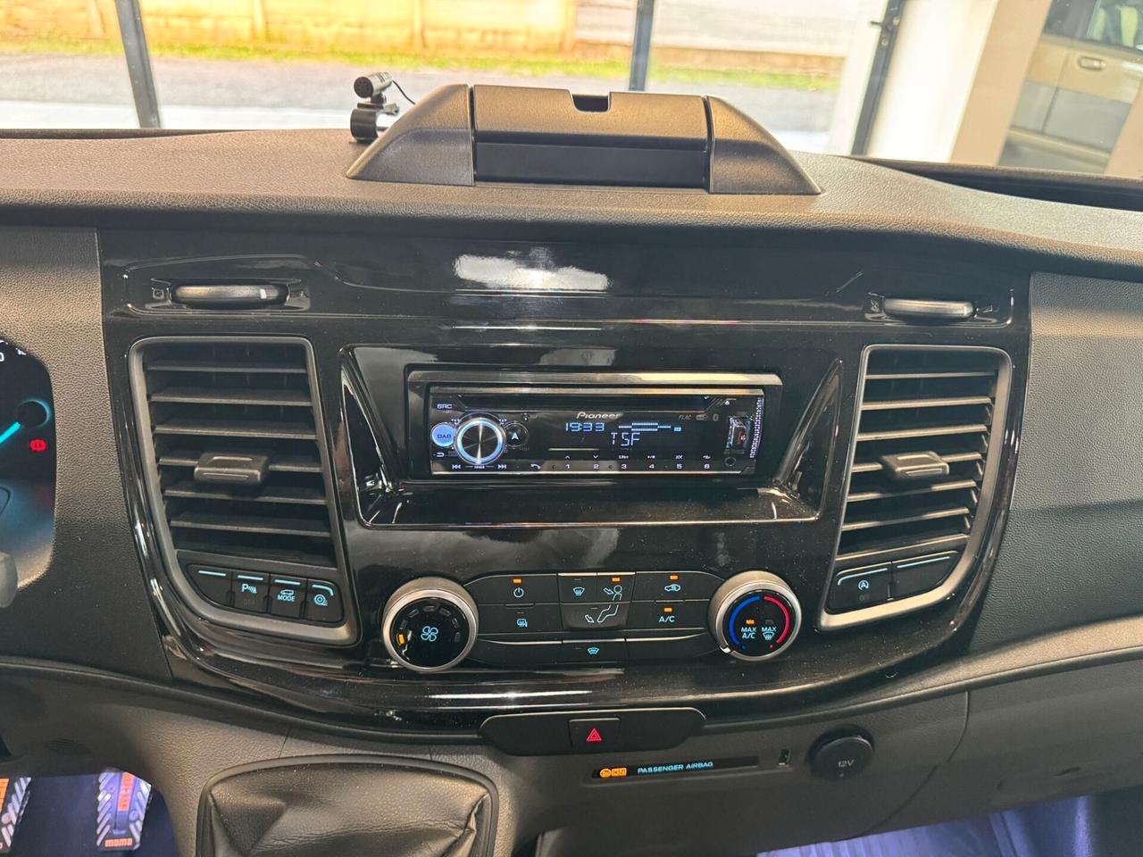 Ford Transit Custom 340 2.0 EcoBlue 131CV PL-DC 6 POSTI TOTAL BLACK