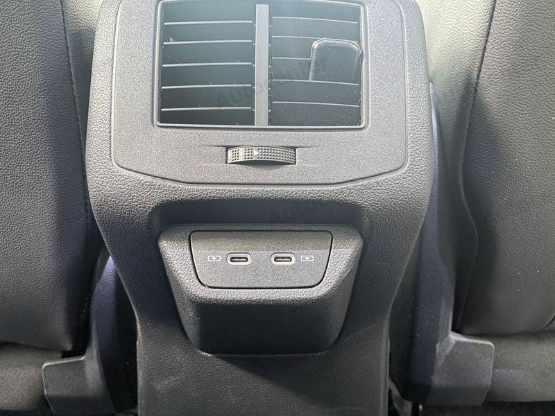 Volkswagen T-Roc T-Roc 1.0 tsi R-Line 110cv