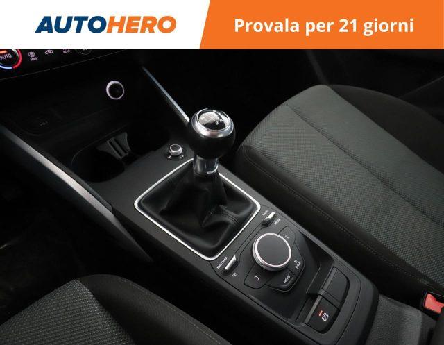 AUDI Q2 30 TFSI Business Design