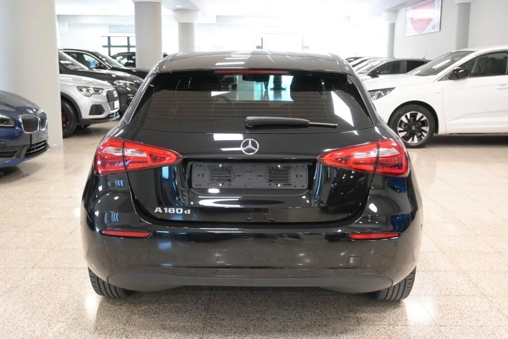Mercedes-benz A 180 180D 115CV 6M BUSINESS SOLUTION ( PELLE - PDC NAVI PREMIUM TELECAMERA POST. ) CC. 1461