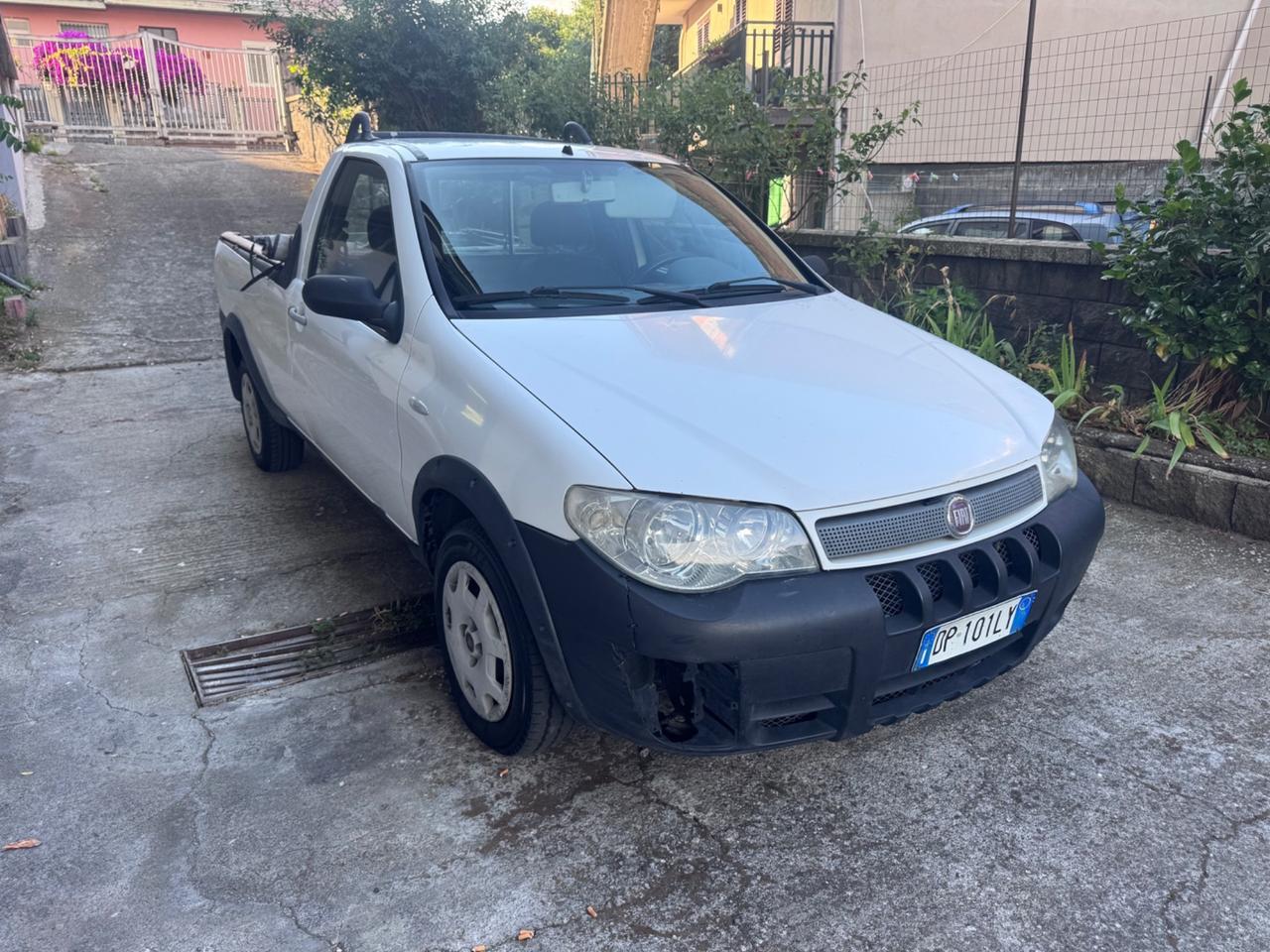 Fiat Strada 1.3 MJT Pick-up Cabina Lunga un solo proprietario n1 autocarro