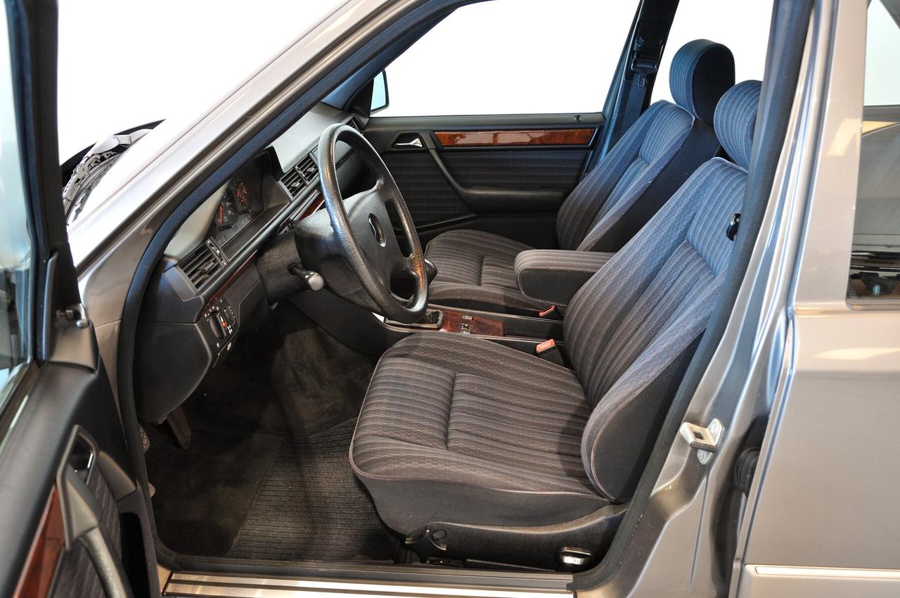 Mercedes-benz 200 E ASI + CRS clima funzionante