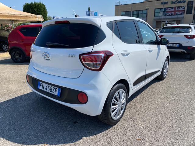 HYUNDAI i10 1.0 MPI Go!