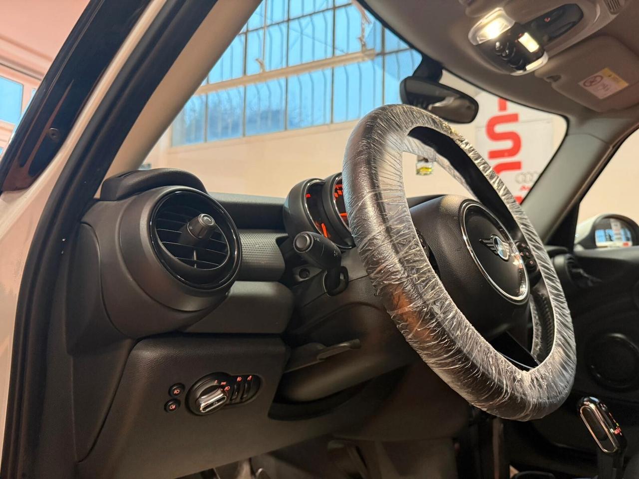 Mini Cooper D 1,5 DIESEL ADATTA NEOPATENTATI