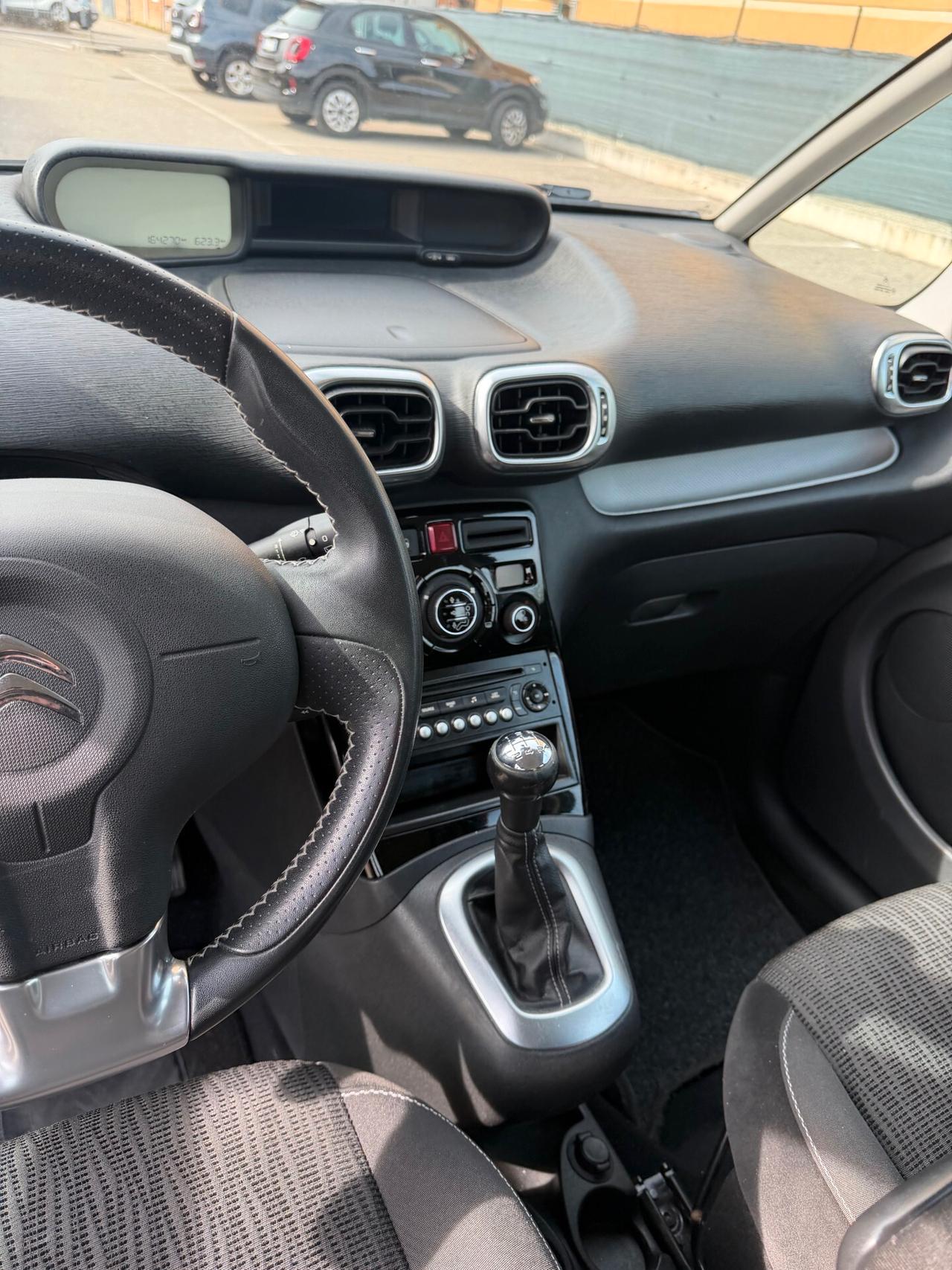 Citroen C3 PICASSO 1.6 - NEOPATENTATI - 12 MESI DI GARANZIA -