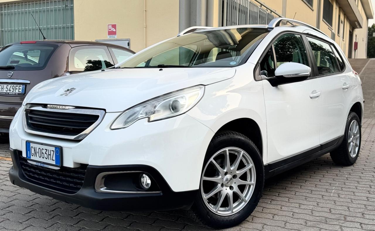 Peugeot 2008 PureTech 82 Allure soli 42.000 km