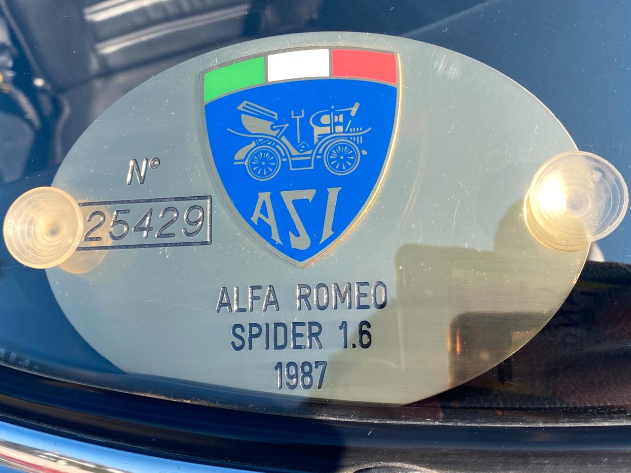 Alfa Romeo Spider DUETTO TARGA ORO