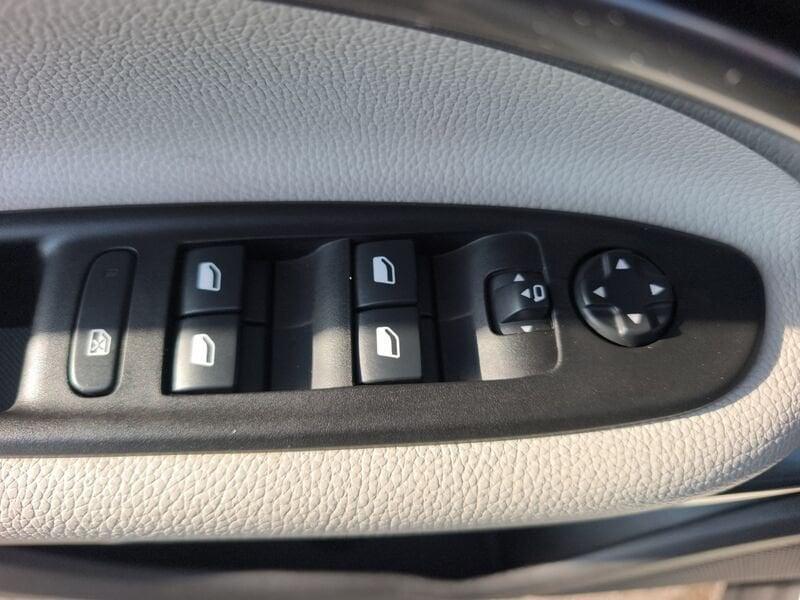 FIAT 600 IV 2023 1.2 hybrid La Prima 110cv auto