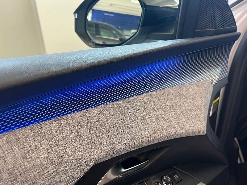 Peugeot e-3008 210cv 73 kWh GT