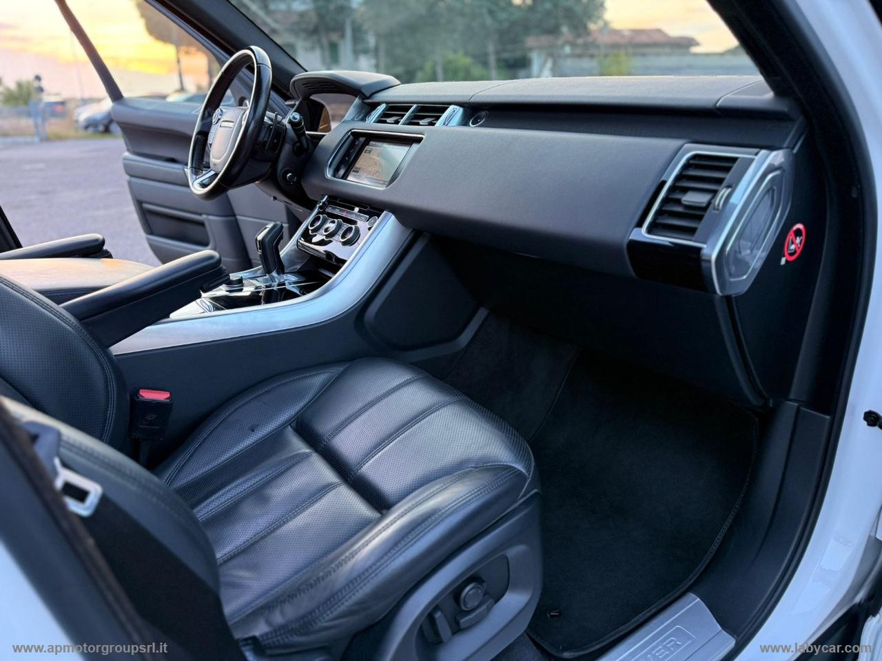 LAND ROVER Range RoverSPORT 3.0 SDV6 HSE