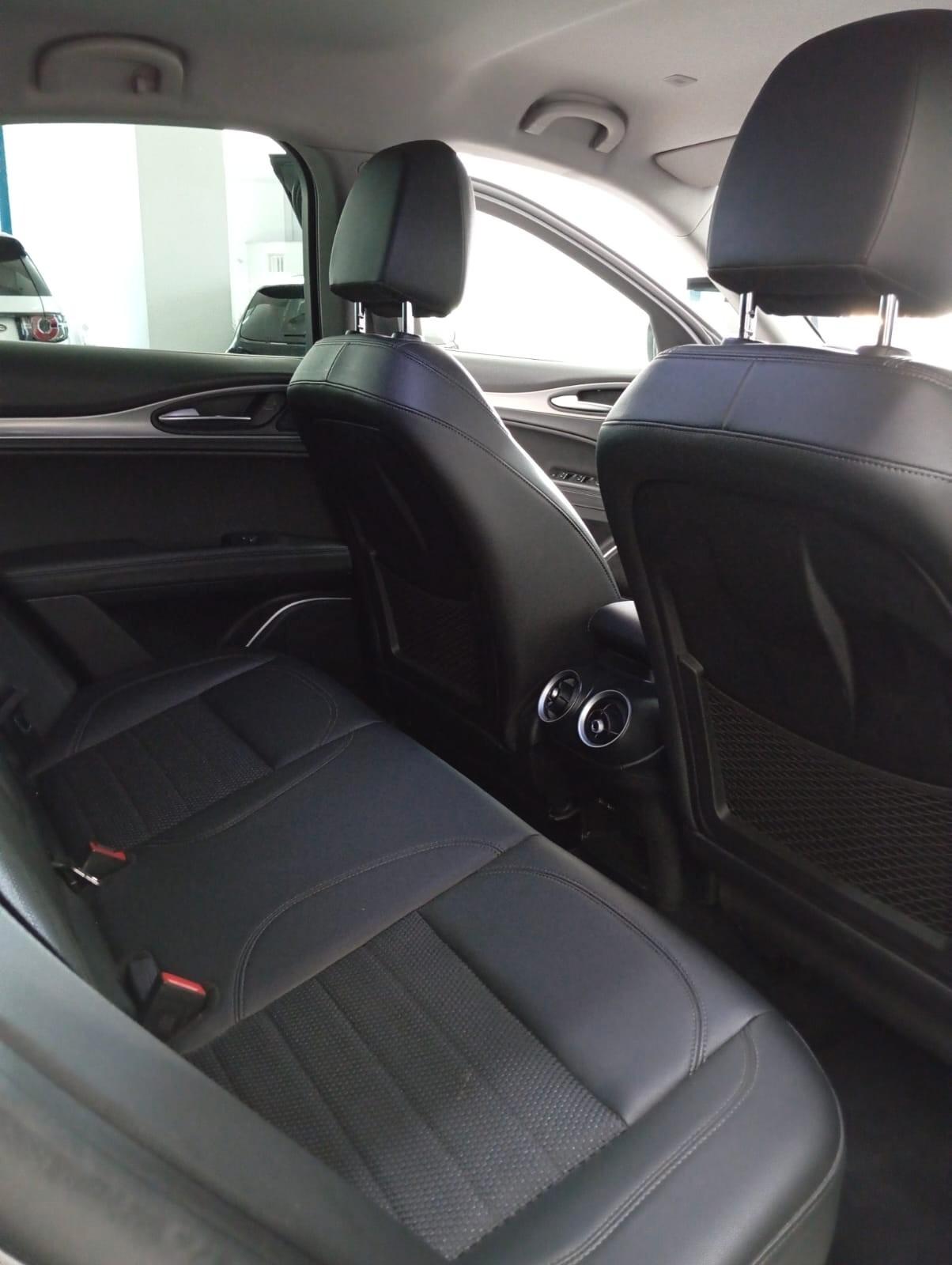 Alfa Romeo Stelvio 2.2 Turbodiesel 190 CV AT8 Q4 Sprint