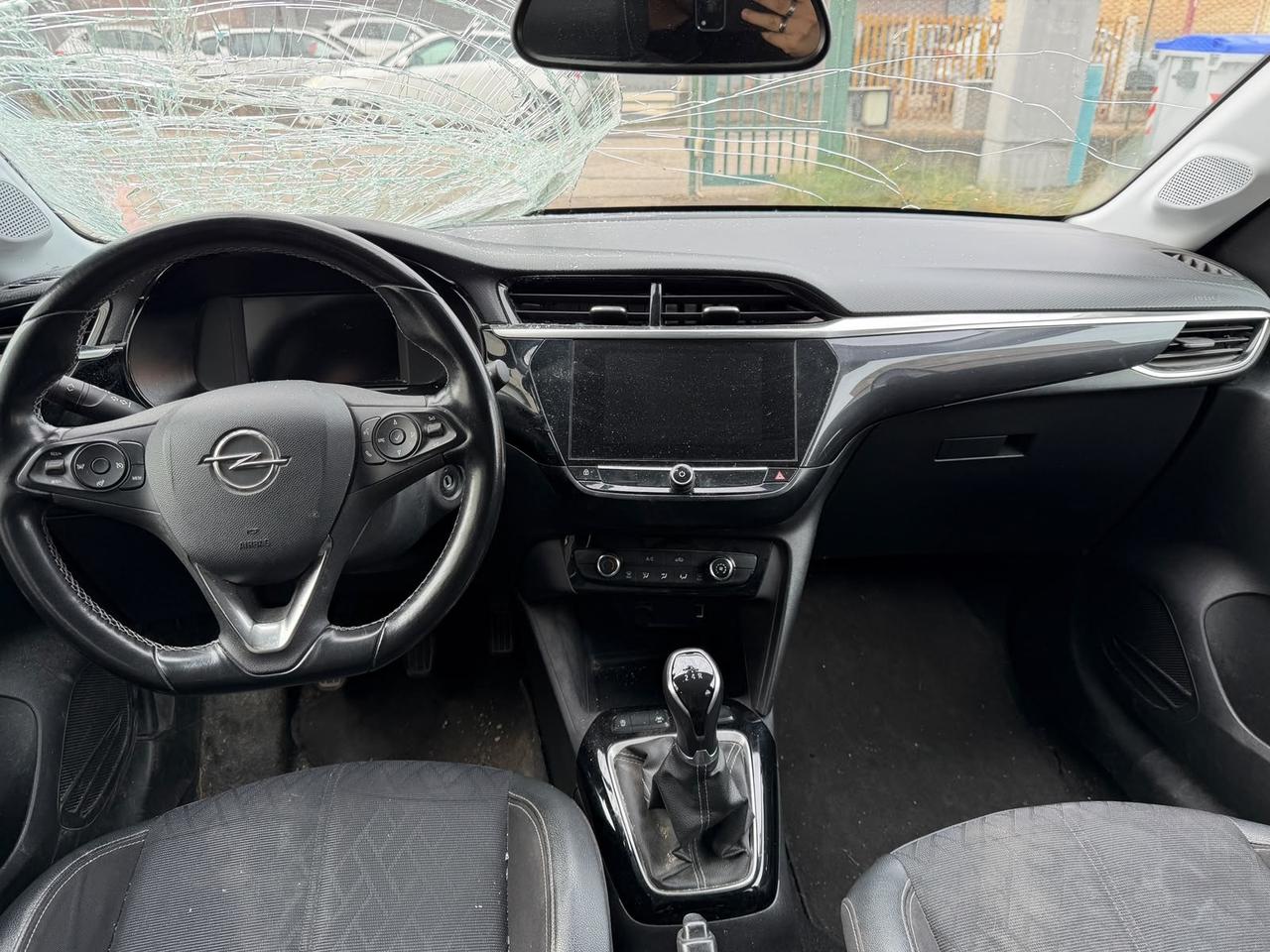 Opel Corsa 1.2 Elegance AUTO INCIDENTATA