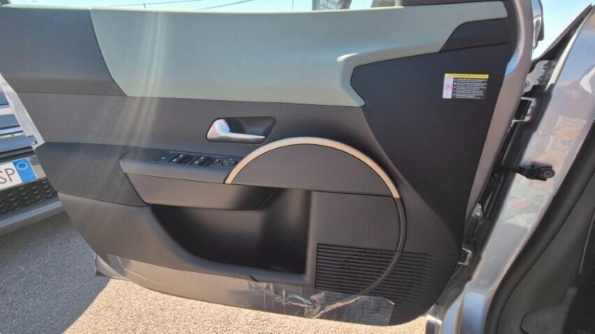Lancia Ypsilon Hybrid e-DCT