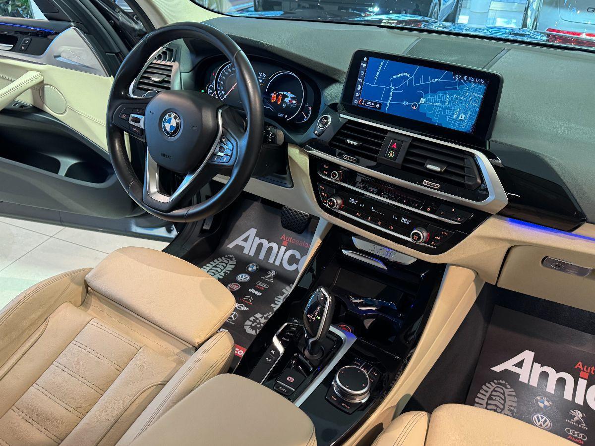BMW X3 xDrive20d xLine Pelle Chiara Luci ambient