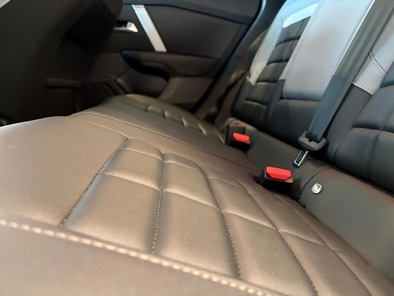 Citroen C4 MAX PureTech 130 EAT8 SPOTICAR