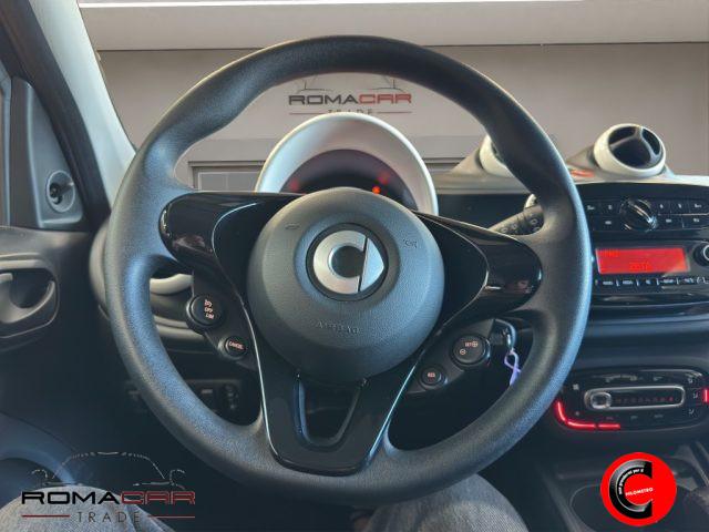 SMART ForFour 70 1.0 twinamic Youngster!