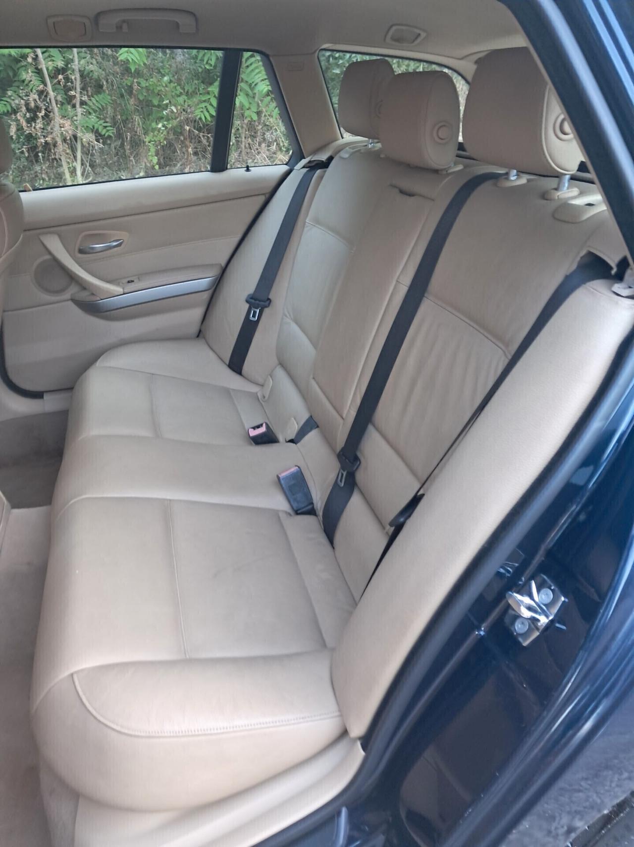 Bmw 320d Futura Touring automatica