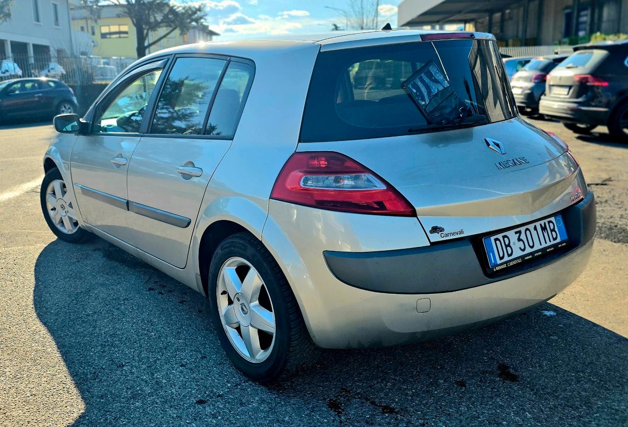 Renault Megane Mégane 1.5 dCi 110CV Dynamique