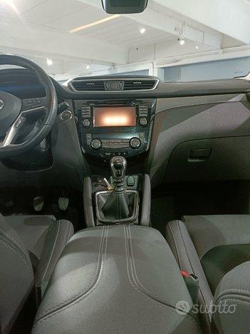 NISSAN Qashqai 1.5dci Tekna - AZIENDALE - 2019