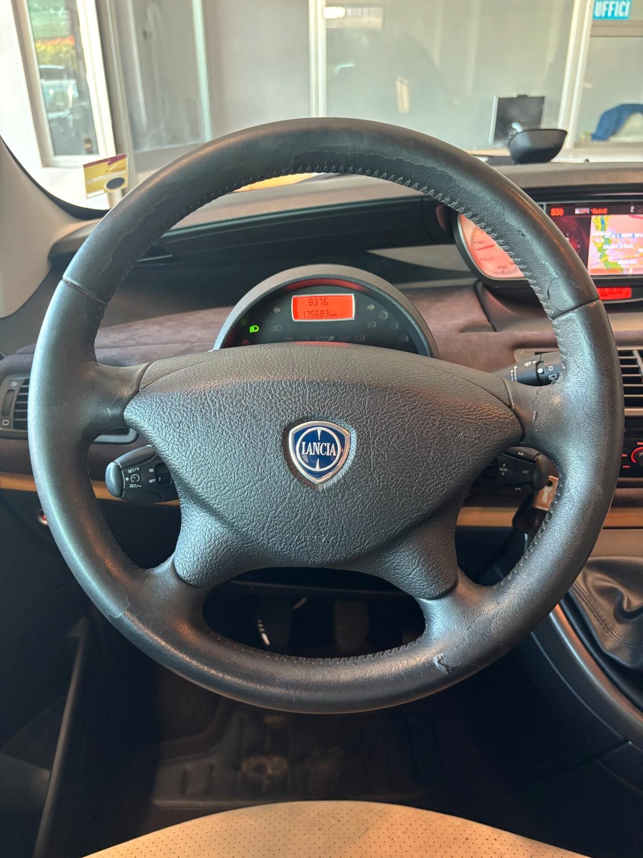 Lancia Phedra 2.0 MJT 136 CV Platino