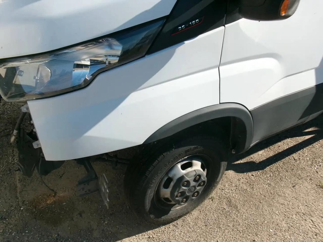 Iveco Daily 35C16 3000 160CV **LEGGERMENTE SINISTRATO ANTERIORE*