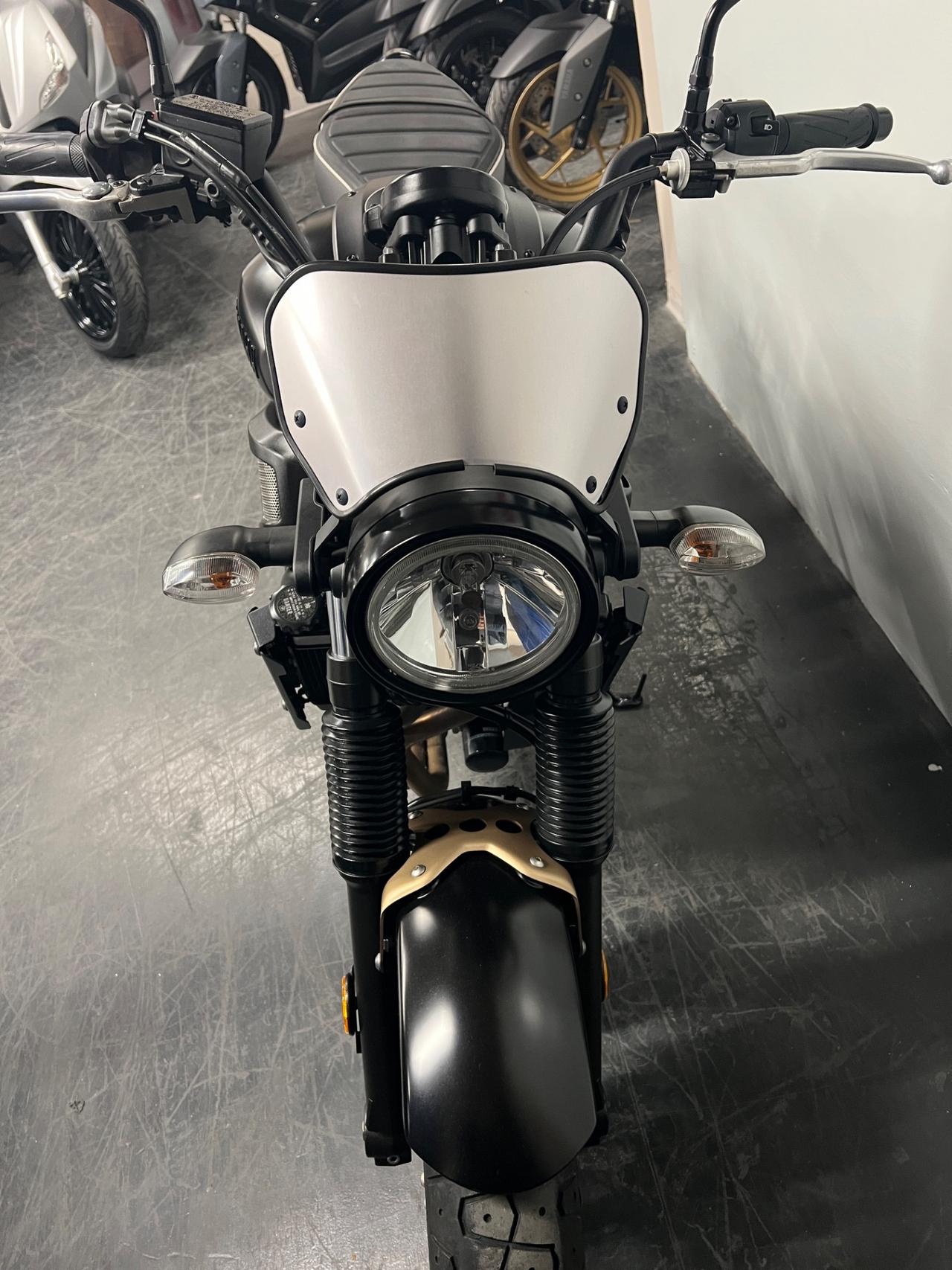 Yamaha XSR 700