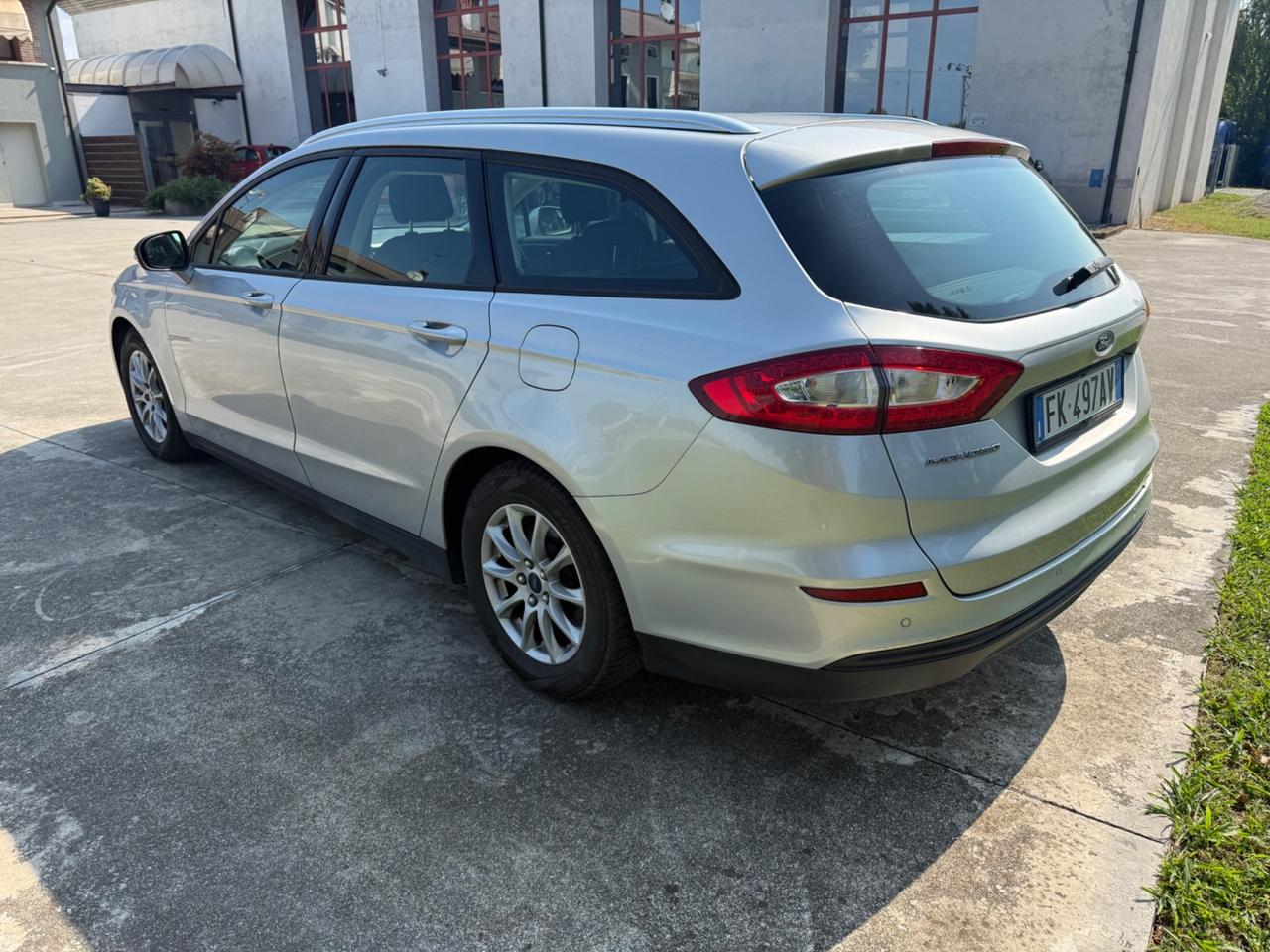 Ford Mondeo 2.0 TDCi 150 CV S&S Powershift SW Titanium Business